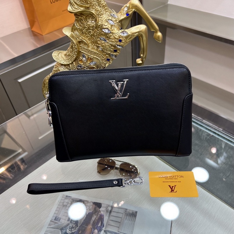 LV Wallets 132